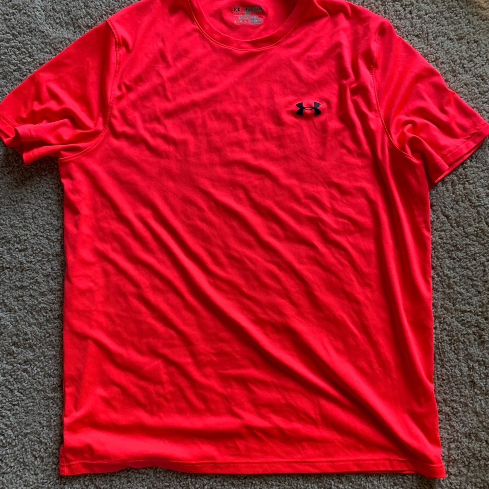 Men’s Under Armour Heat Gear Loose fit shirt